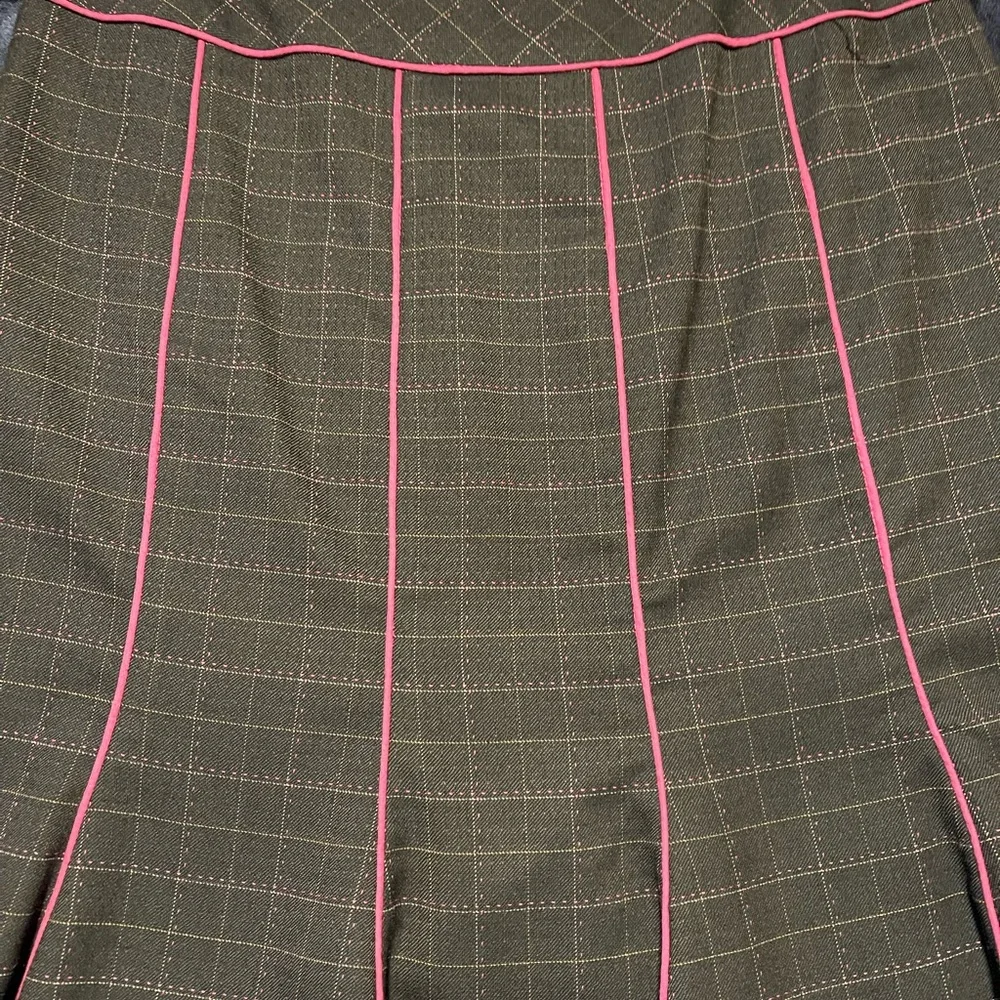 Skirt - Picture 4 of 7